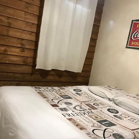 Chez Stephane Et Emilie 格勒纳德 外观 照片